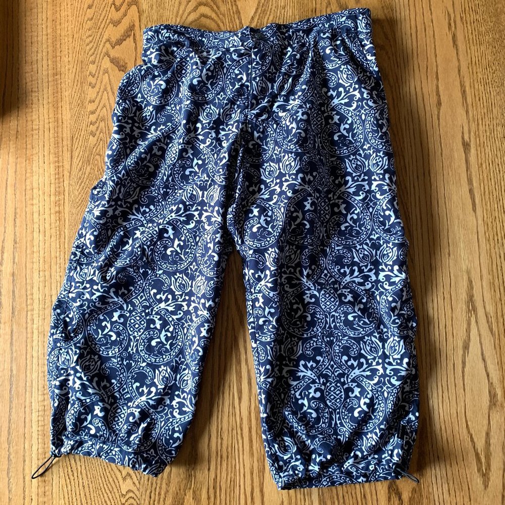 "Prana" Patterned Biking Capris, Euc, Large - image 1